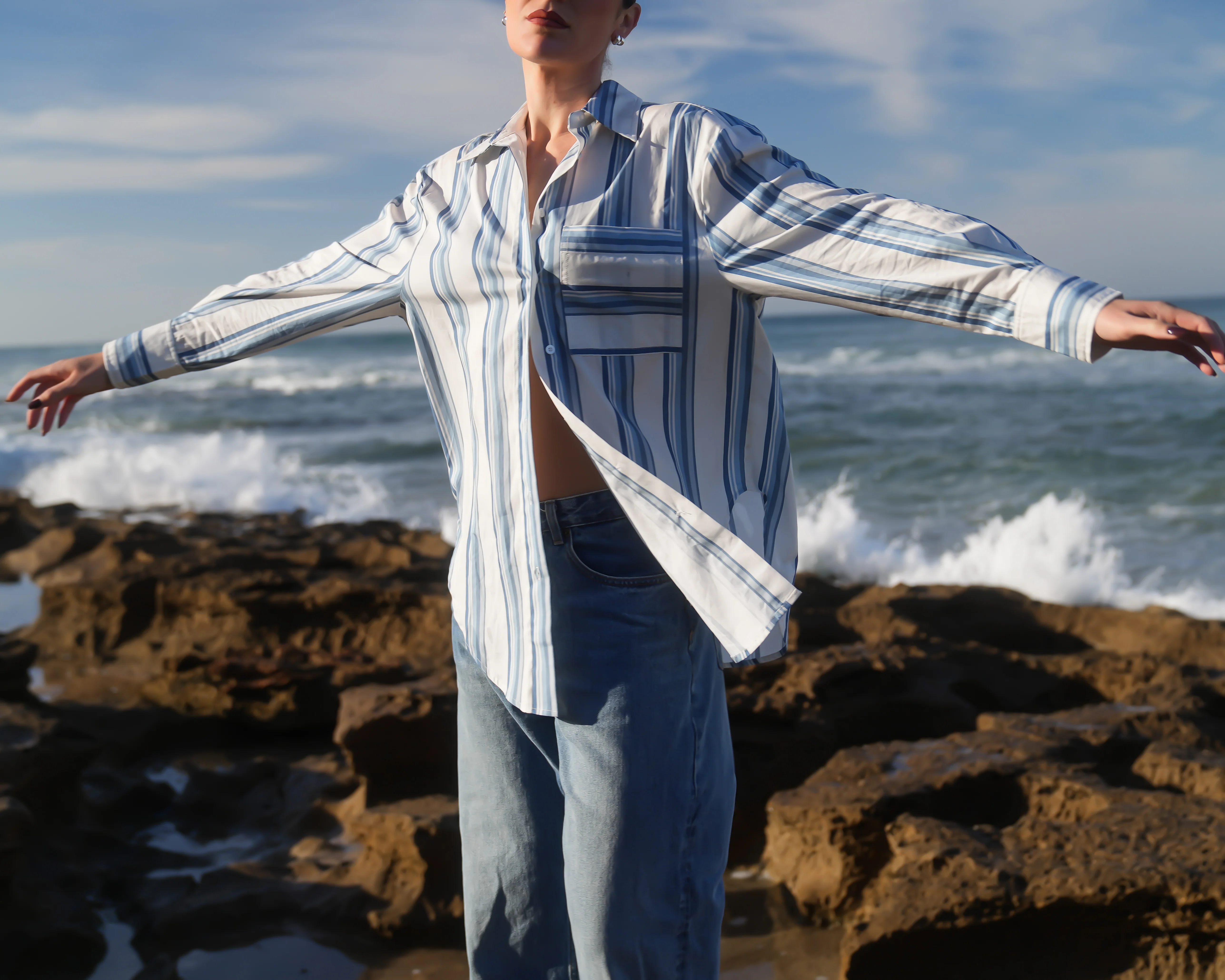 BUDDY SHIRT IN CERULEAN ANTIQUE STRIPE - Image 3