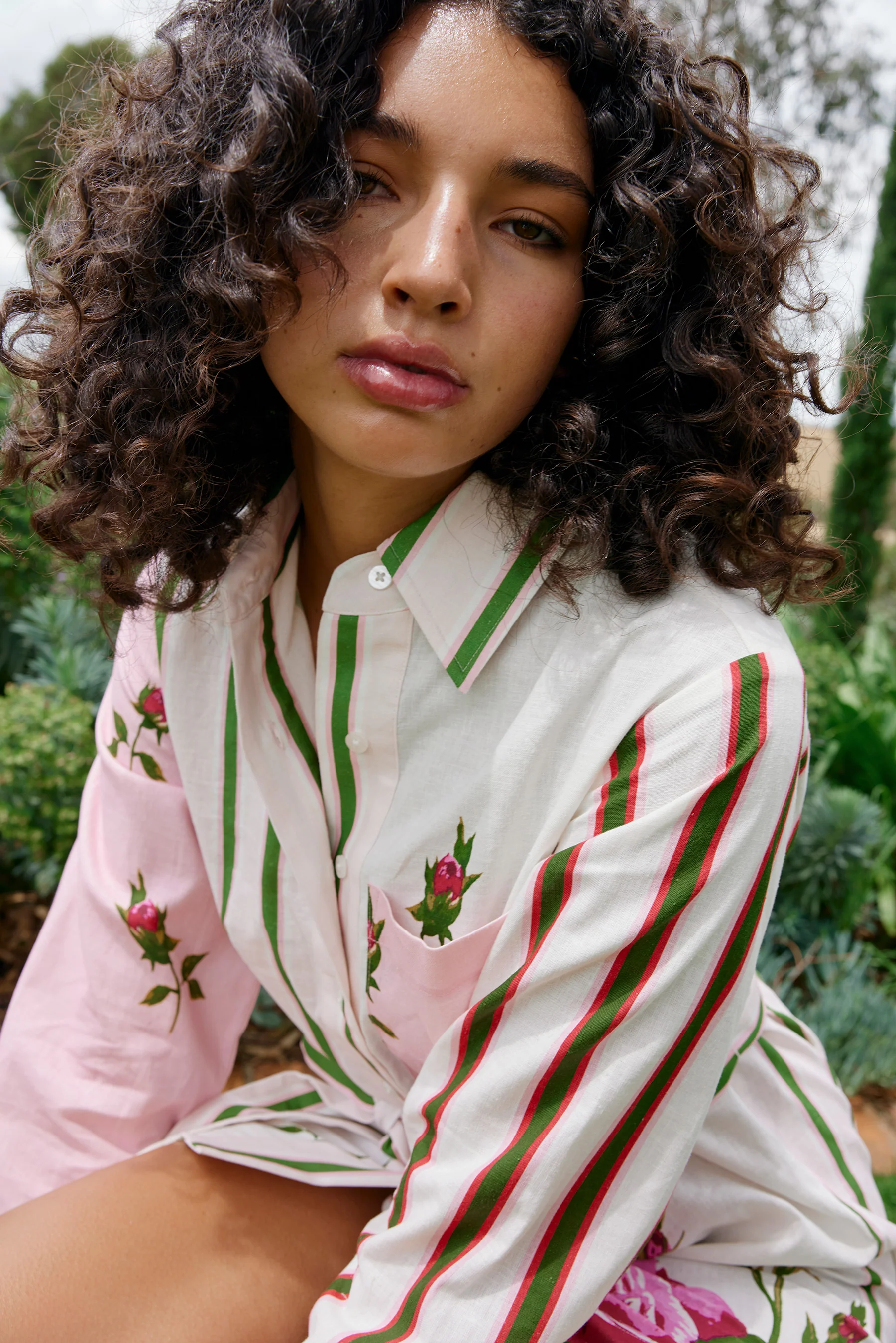 DEMI DRESS IN MULTI ANTIQUE ROSE - Image 3