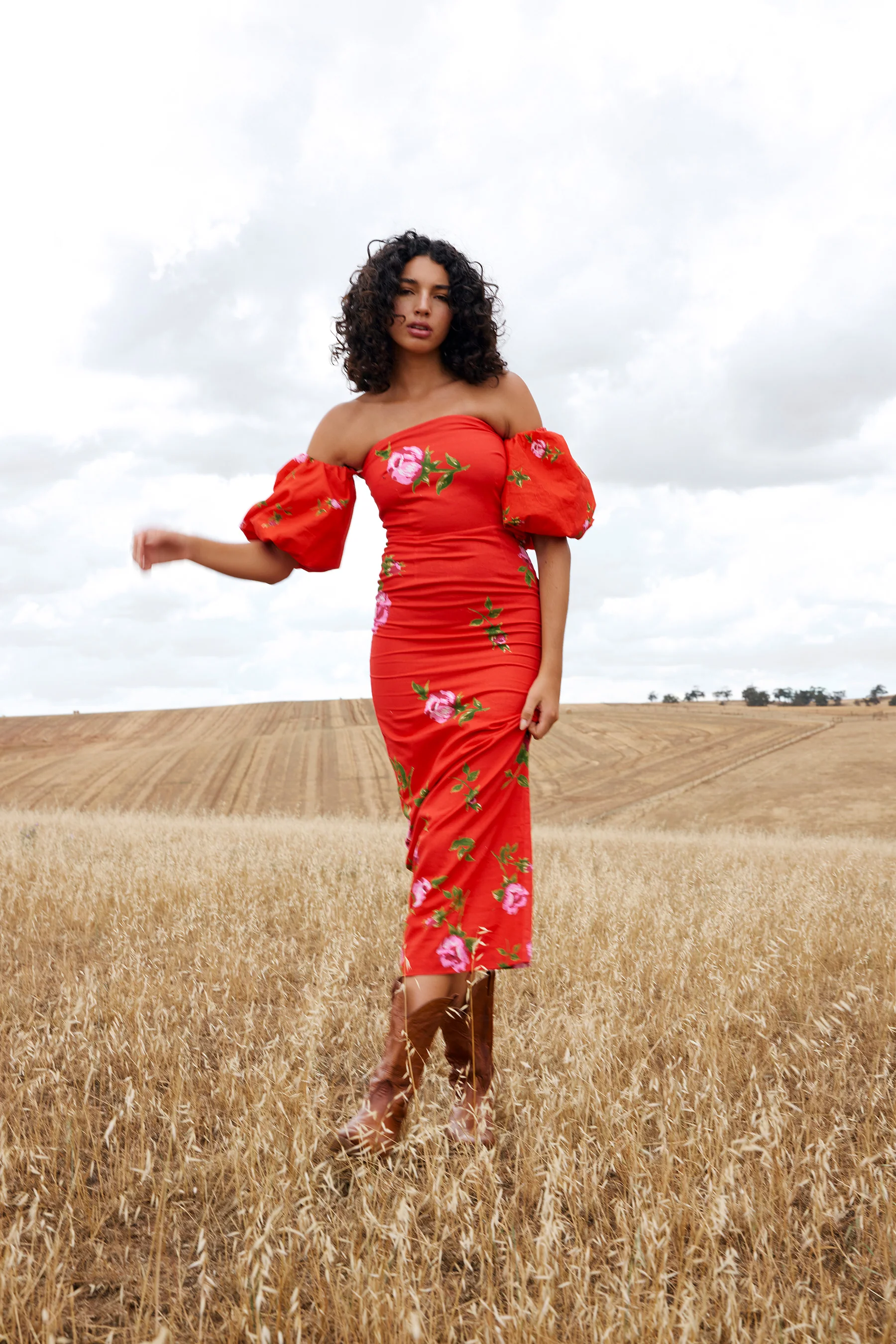 EVIE DRESS IN RUBY ROSE - Image 3