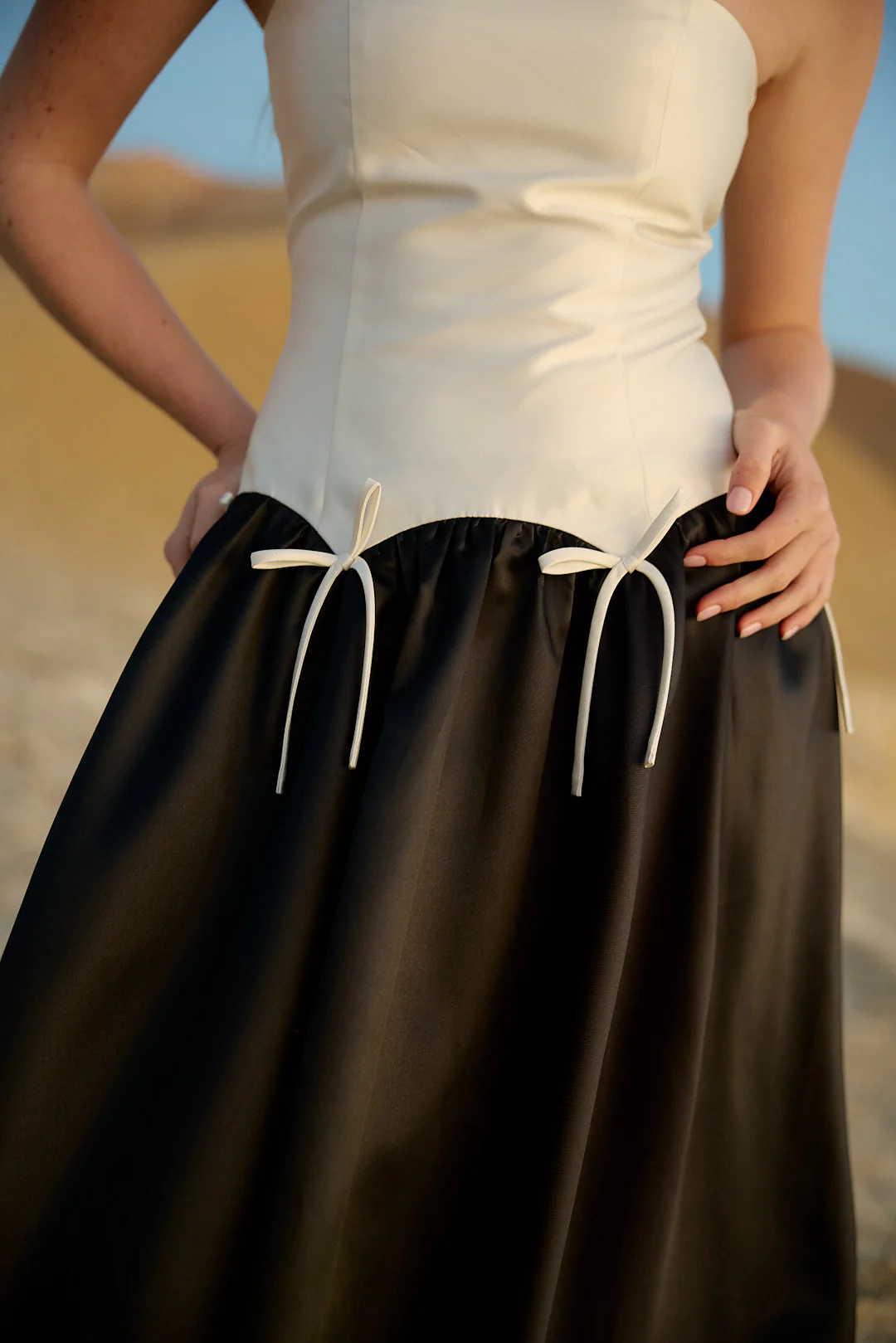 MARGUERITE GOWN NERO ANTIQUE - Image 5