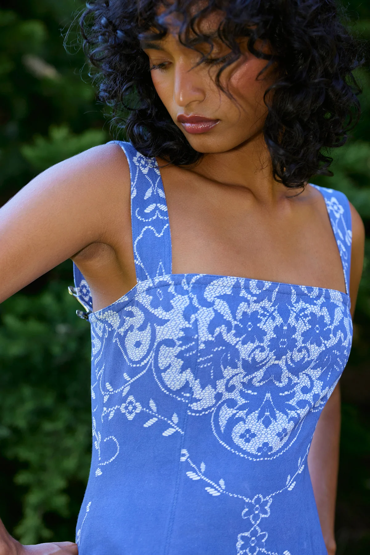 MIMI DRESS ROYAL ANTIQUE - Image 3