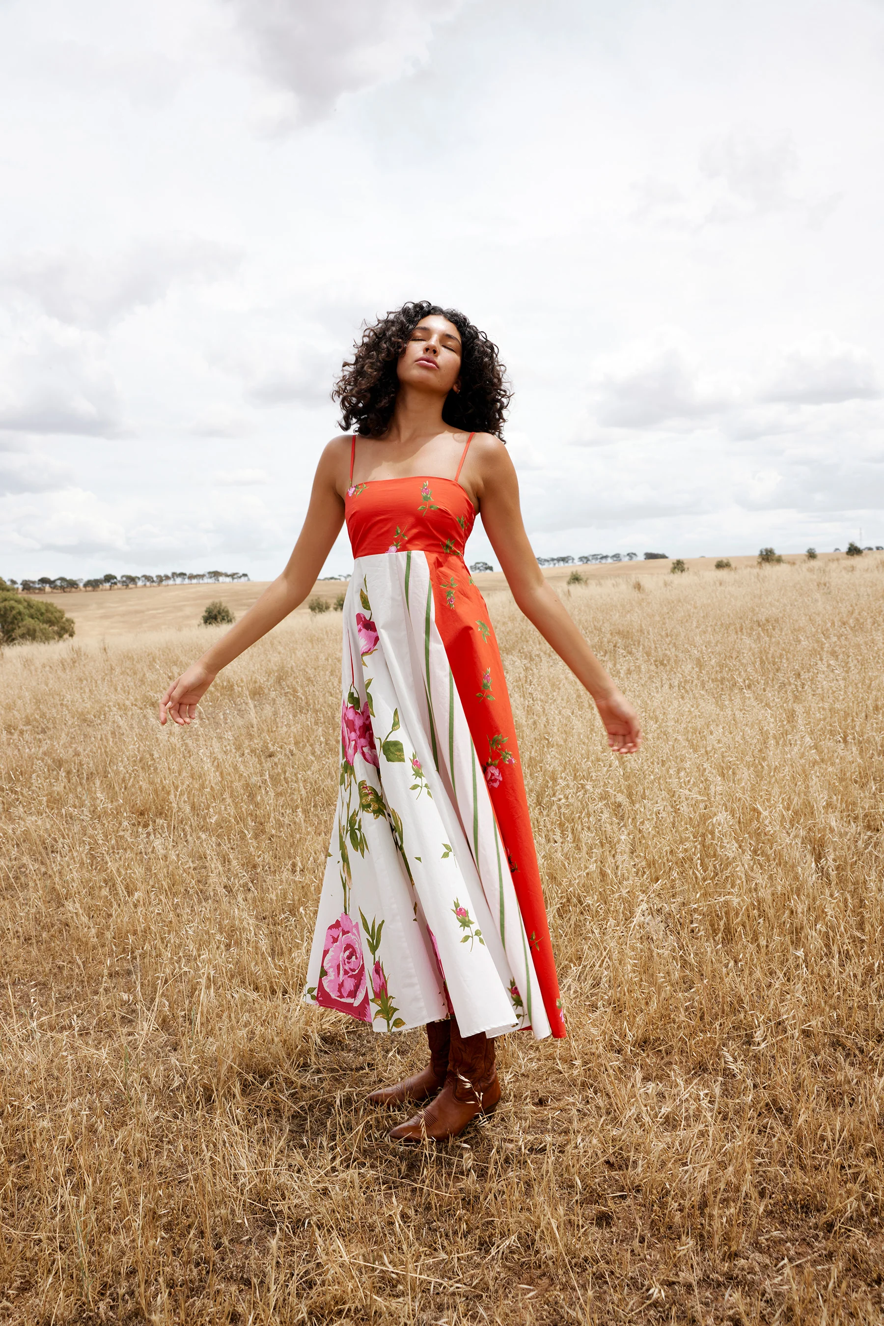 RUE DRESS IN RUBY ANTIQUE ROSE - Image 4