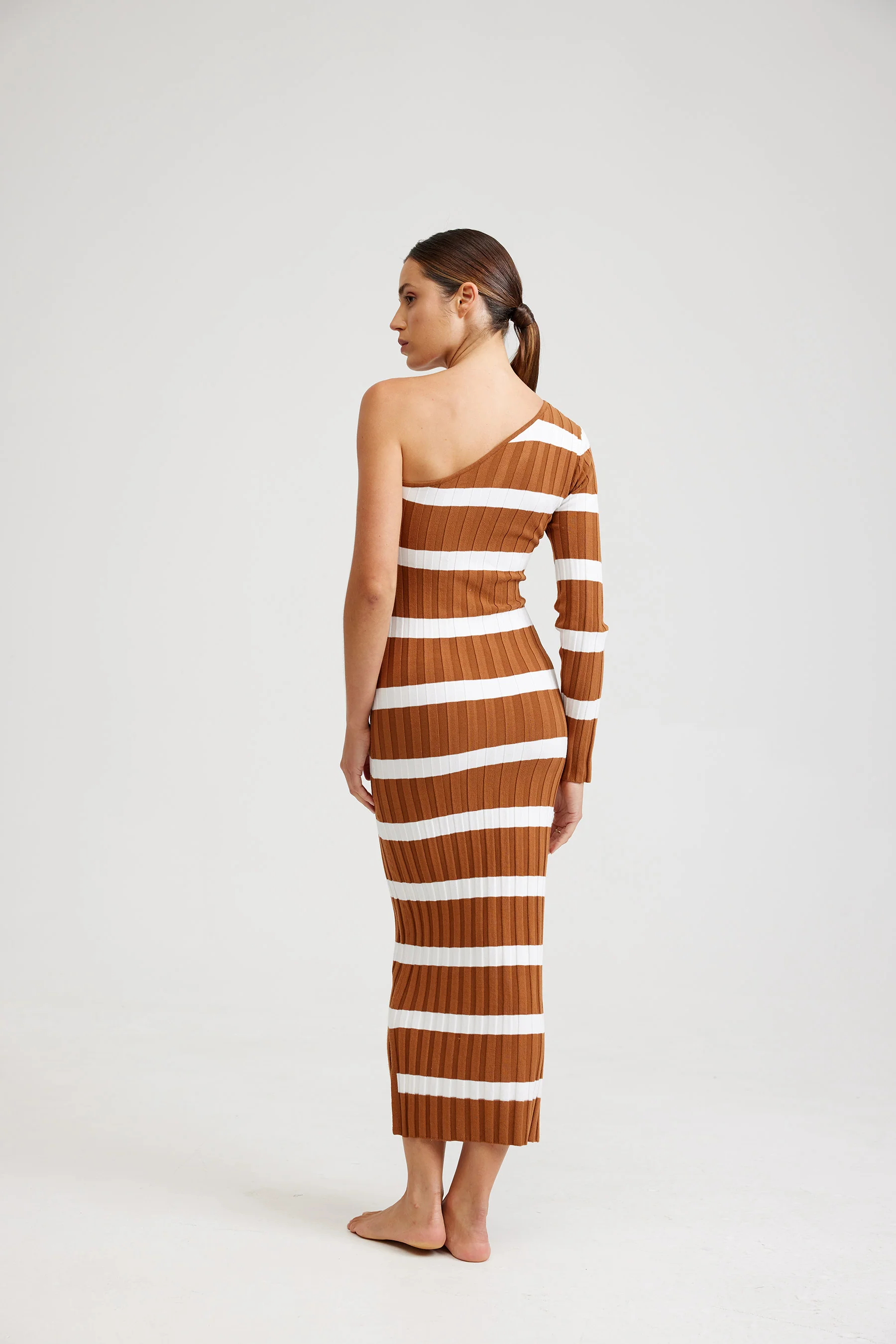 CARMEN DRESS IN MILK/CIGAR STRIPE - Image 4