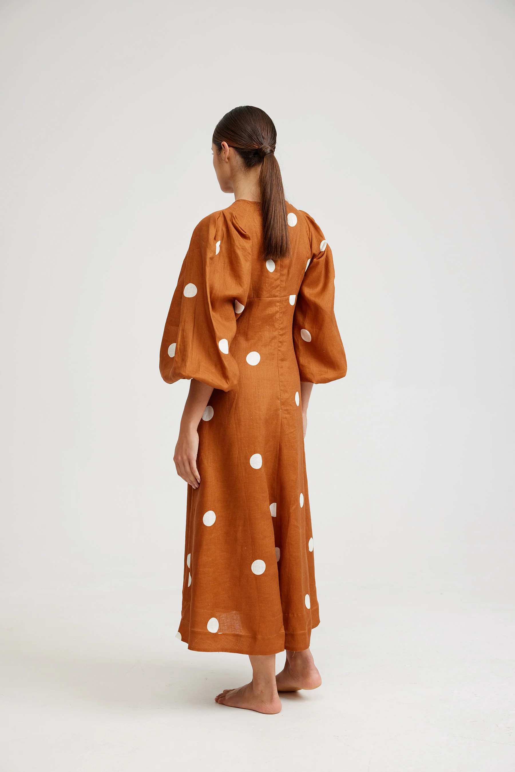 VINCE DRESS IN CIGAR/MILK DOT - Image 4